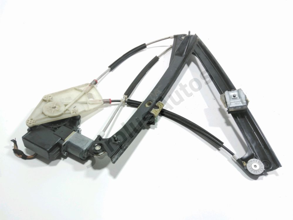 Lève-vitre électrique avant droit