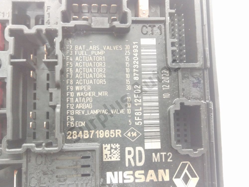 Boite à fusibles moteur
