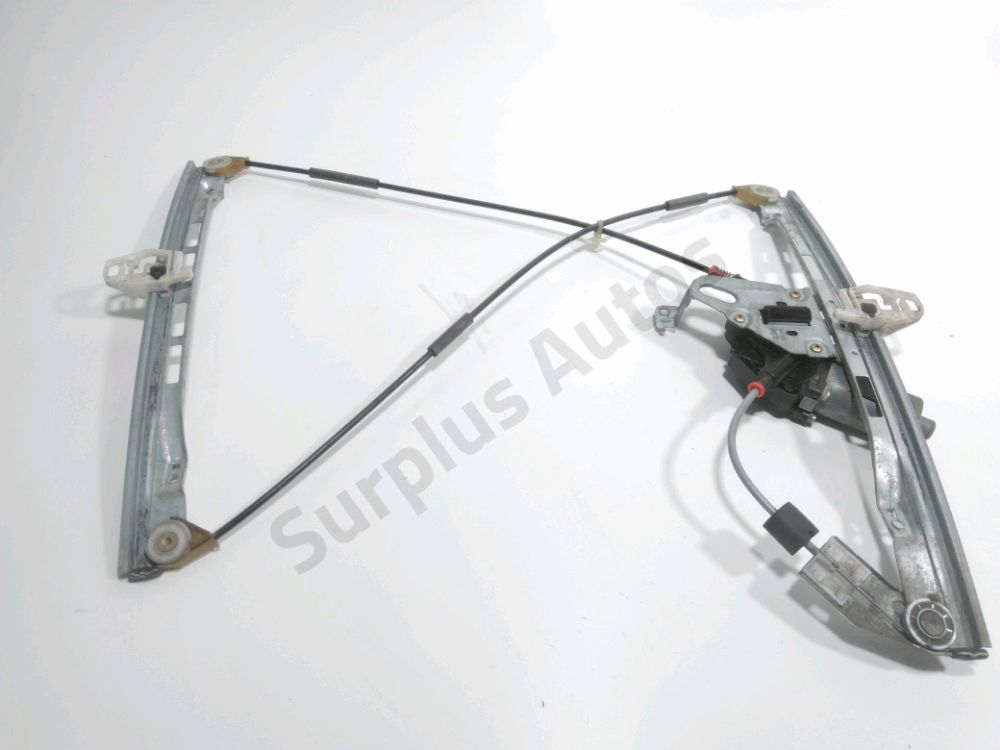 Lève-vitre électrique avant droit