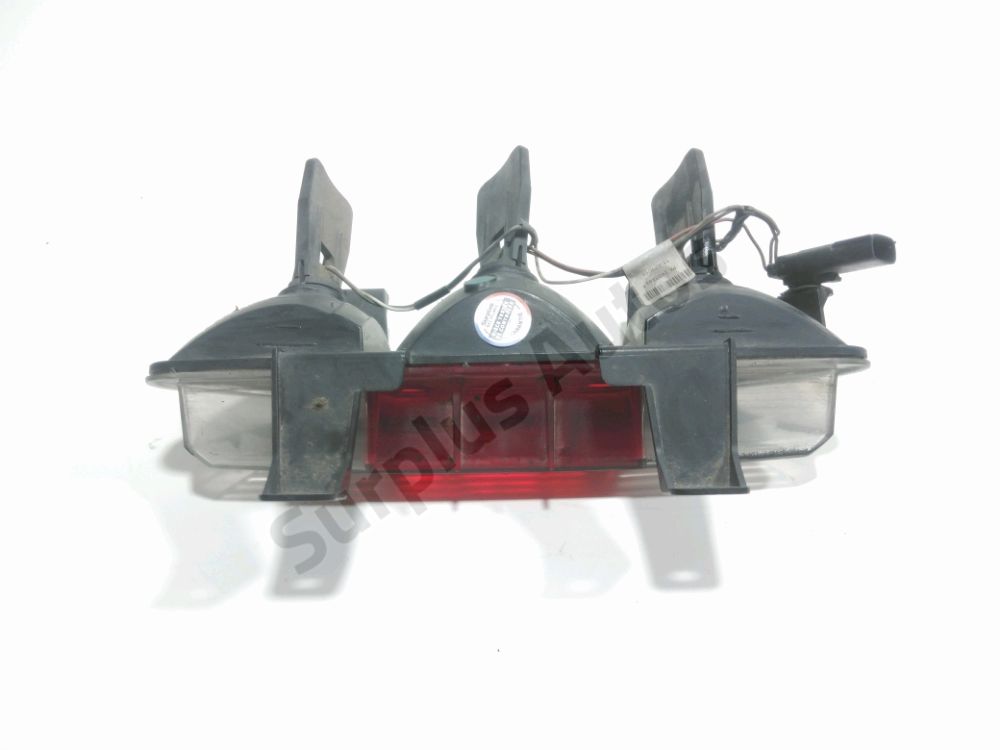 Feu de brouillard arrière central