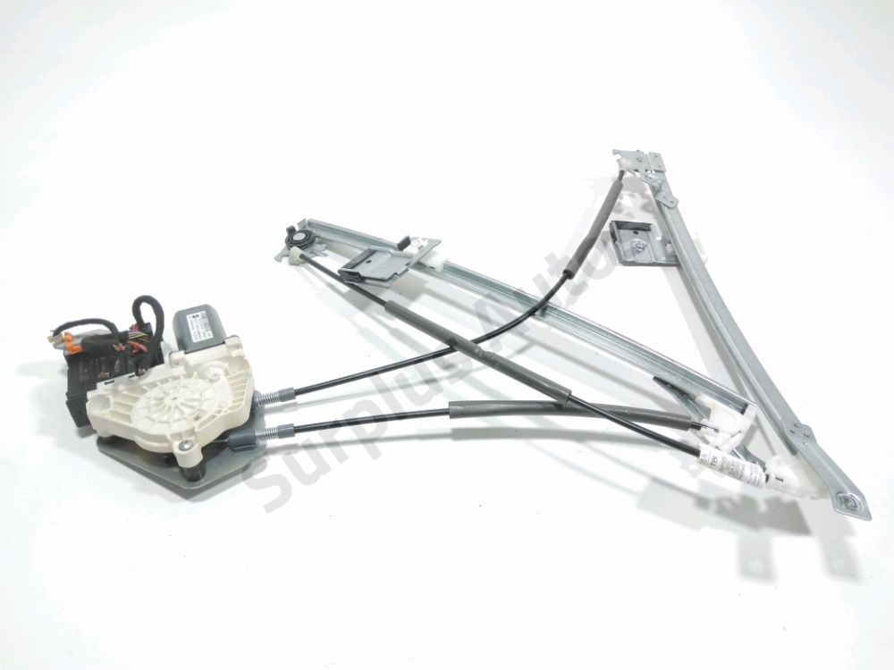 Lève-vitre électrique avant droit