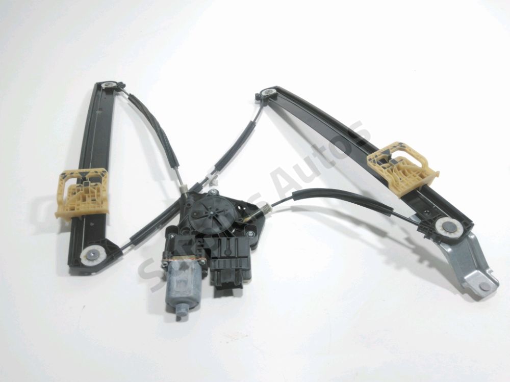 Lève-vitre électrique avant droit