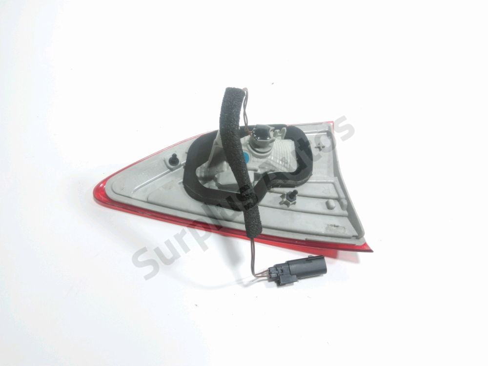 Feu arrière intérieur droit