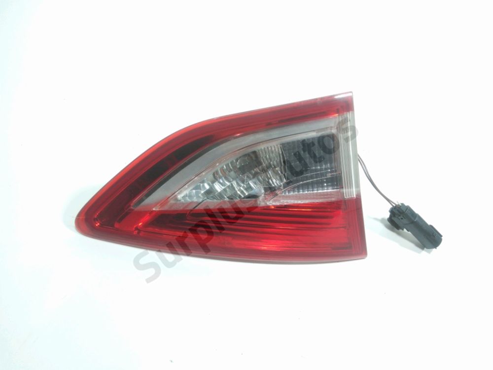 Feu arriere interieur gauche