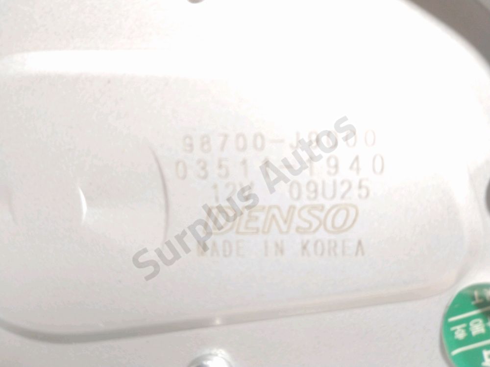 Moteur d'essuie glace arrière