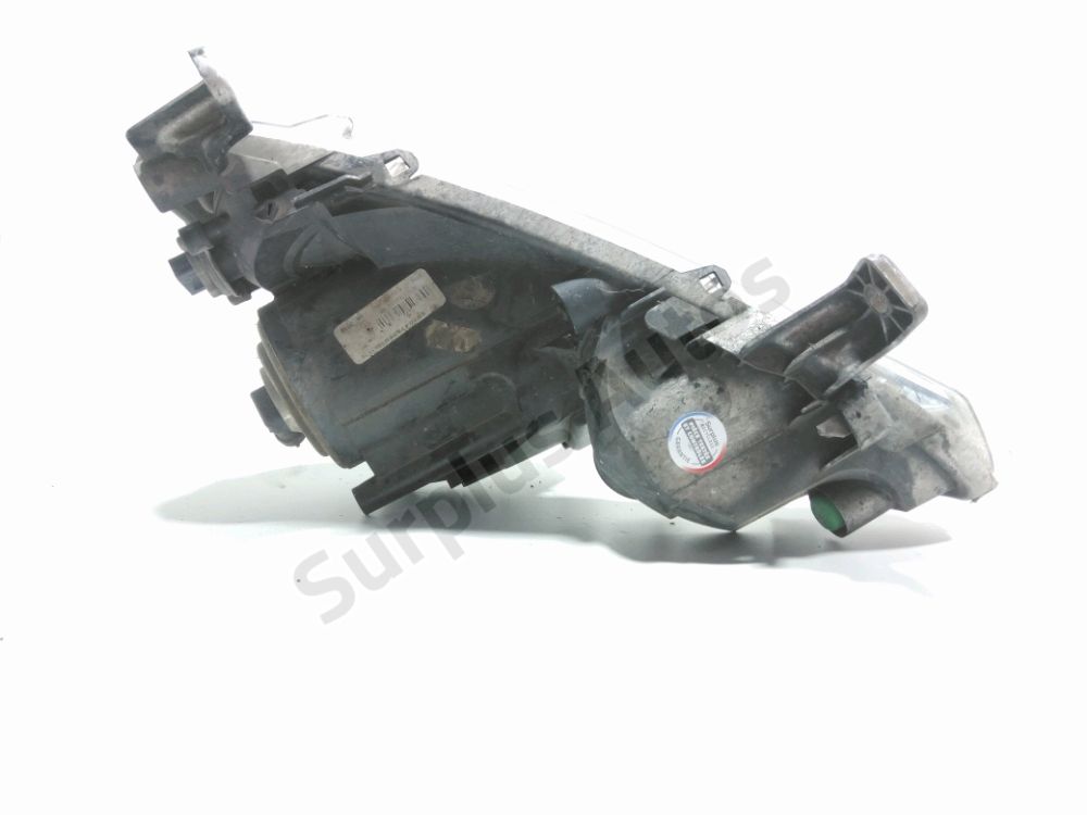 Antibrouillard avant gauche