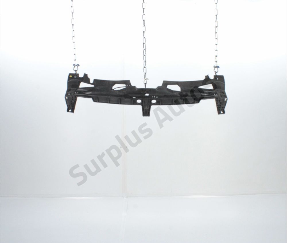 Traverse supérieure armature avant