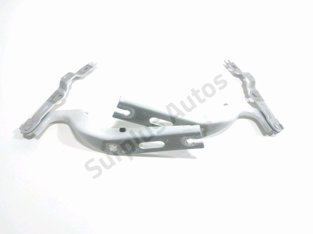 Jeu de charnières de capot