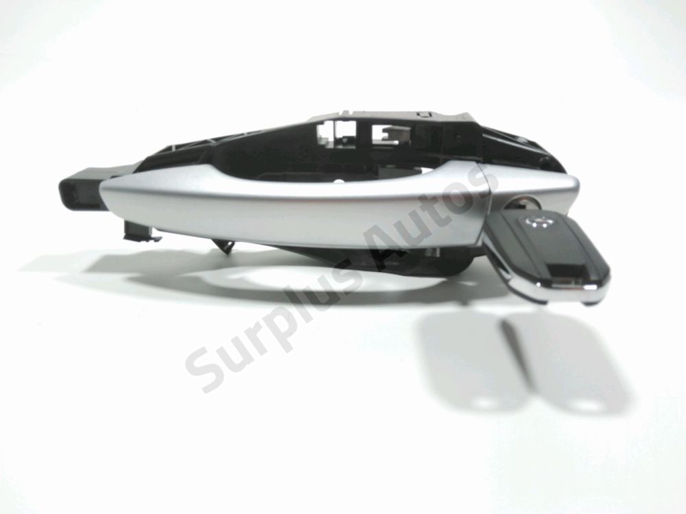 Poignée extérieure avant gauche