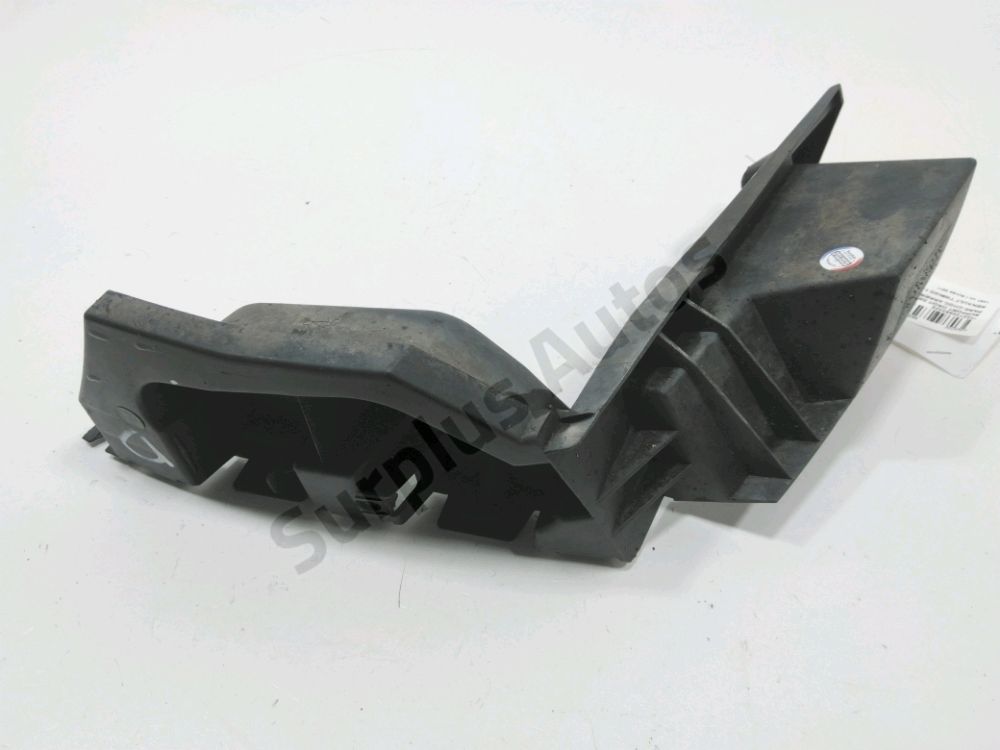 Support droit de pare-choc arriere