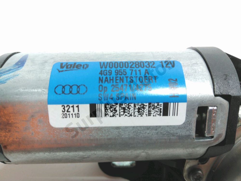 Moteur d'essuie glace arrière