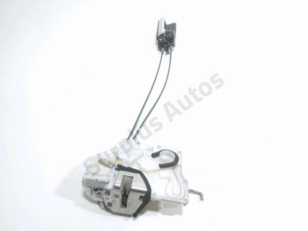 Serrure de porte avant droite