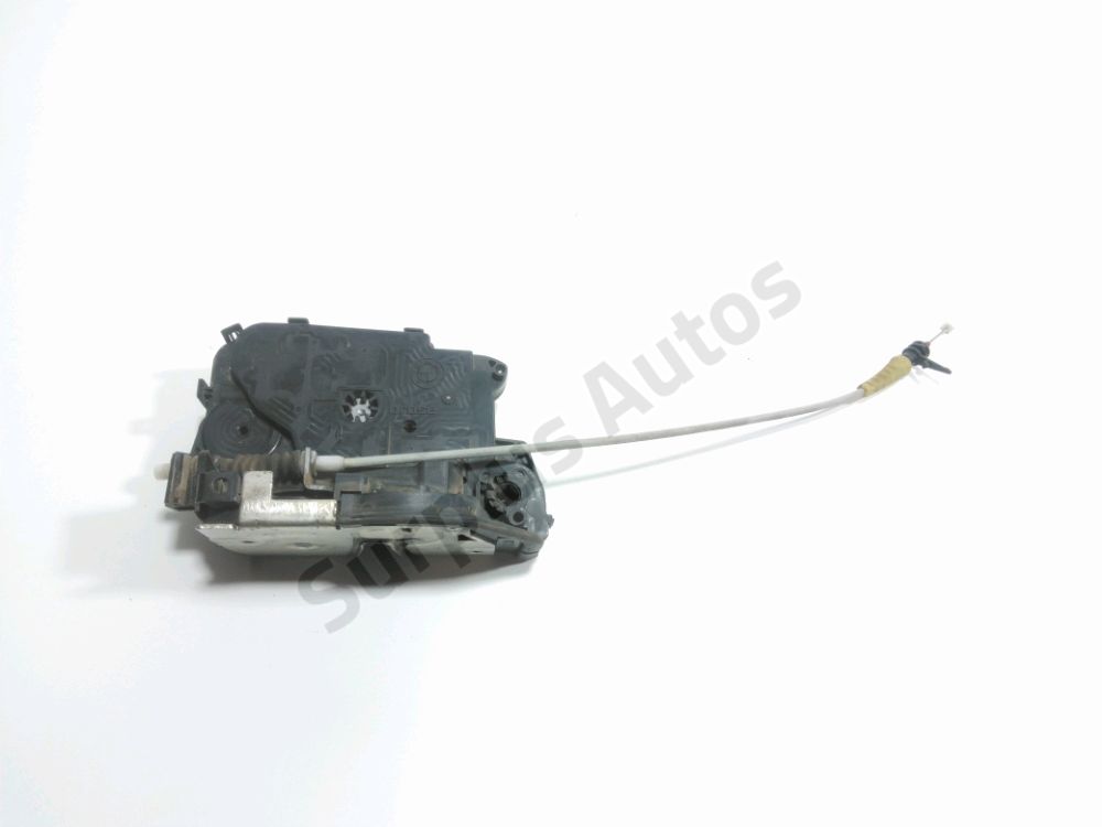 Serrure de porte avant gauche