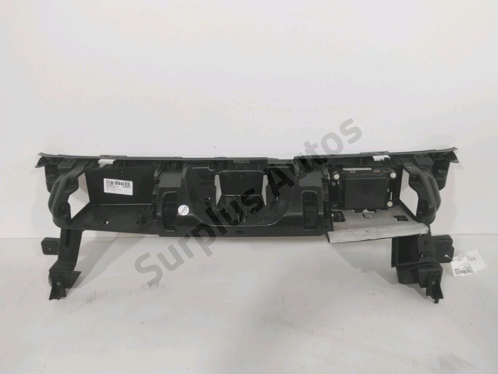 Traverse supérieure armature avant