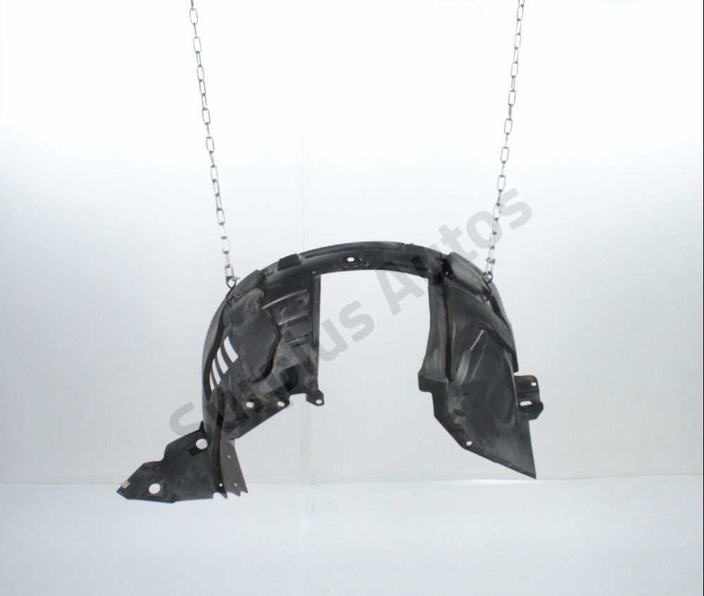 Pare-boue avant droit