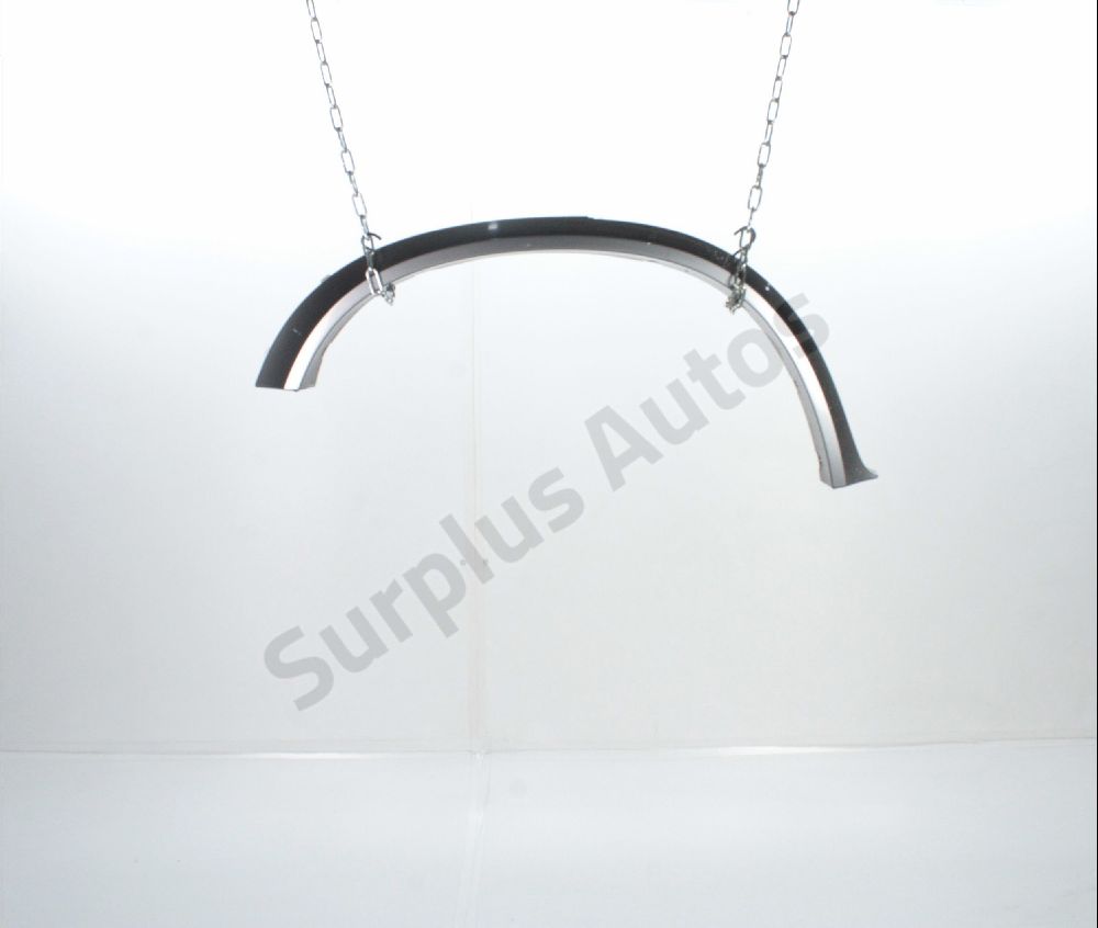 Elargisseur d'aile arrière droit