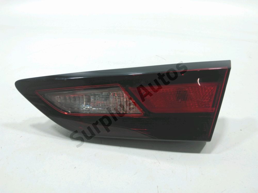 Feu arrière intérieur droit