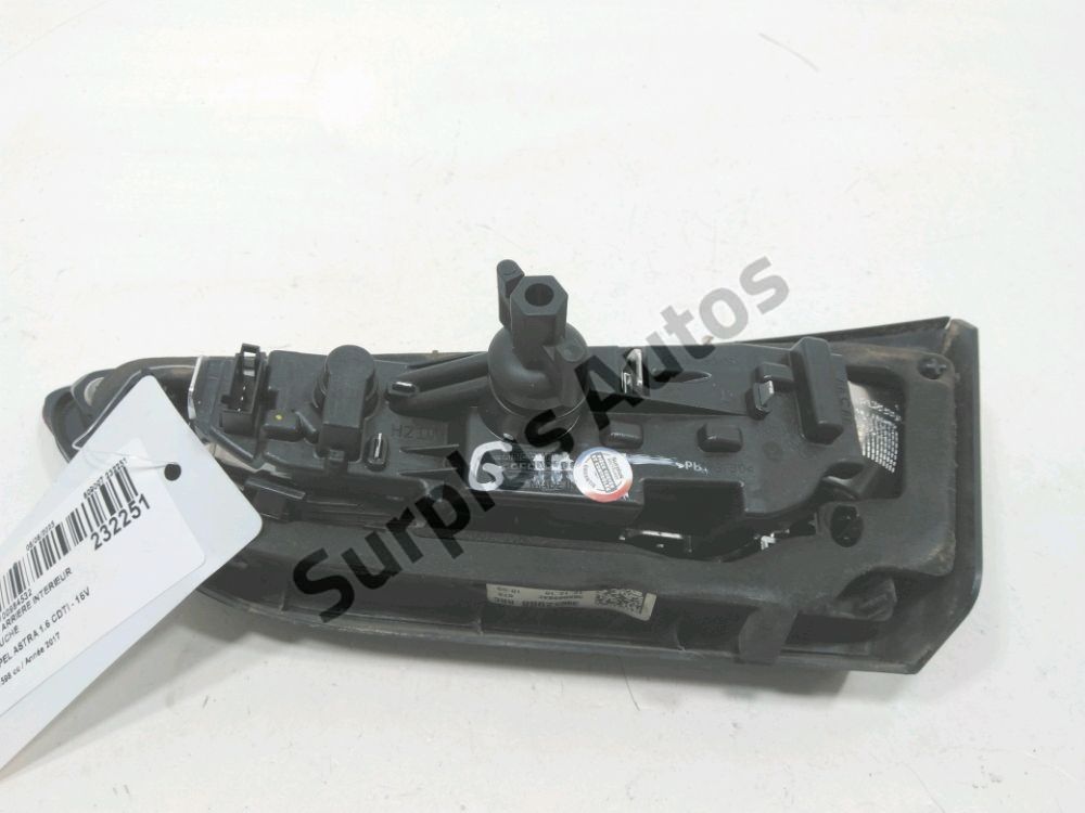 Feu arrière intérieur gauche