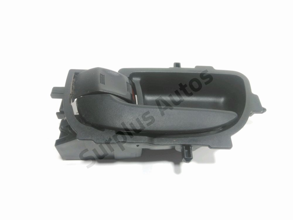 Poignée intérieure porte avant gauche