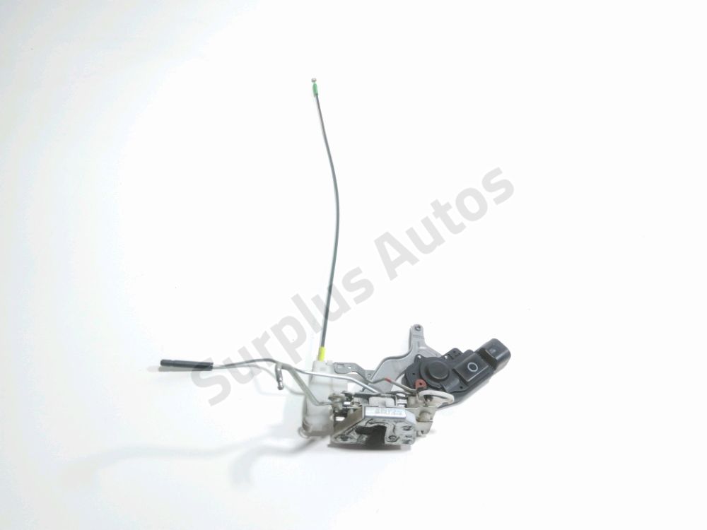 Serrure de porte avant droite