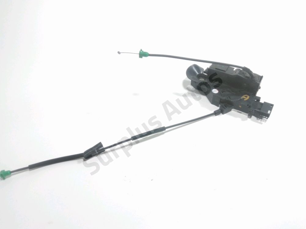 Serrure de porte avant gauche