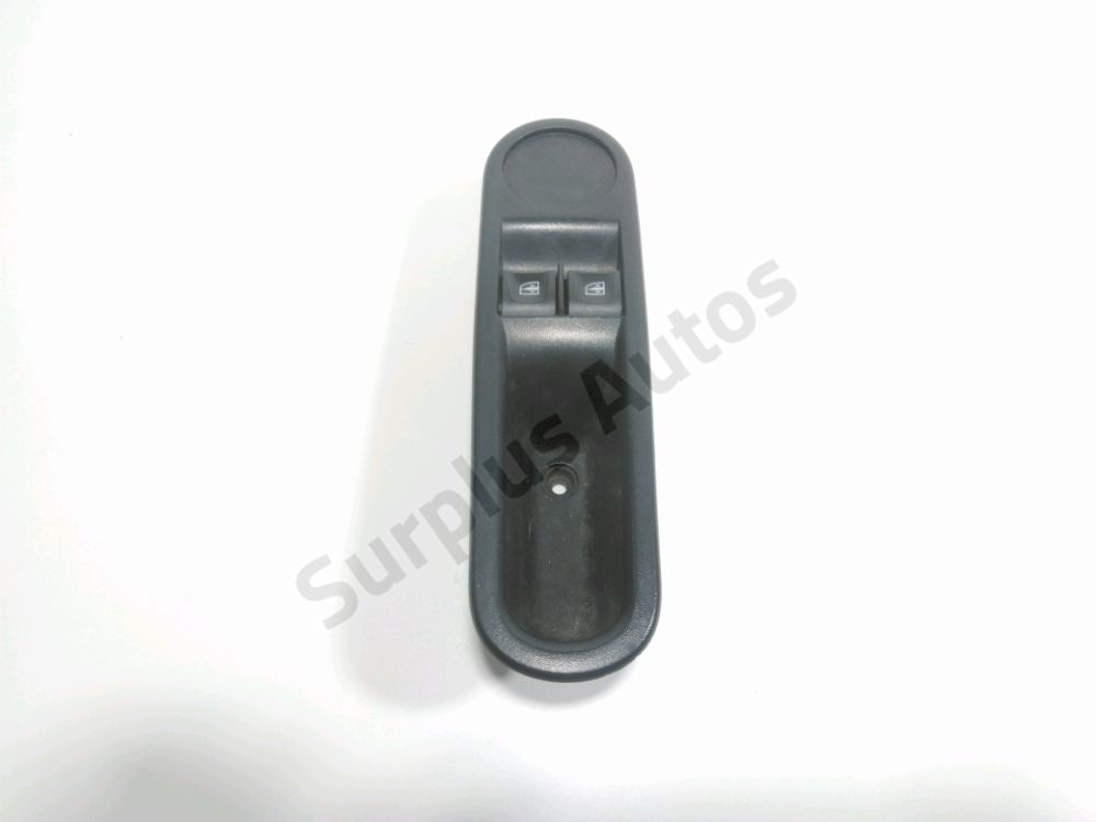 Commande lève-vitre avant droit