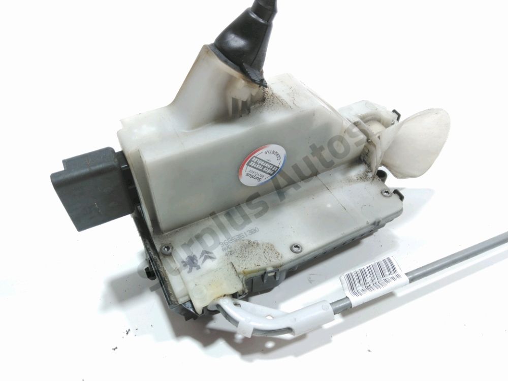 Serrure de porte avant gauche