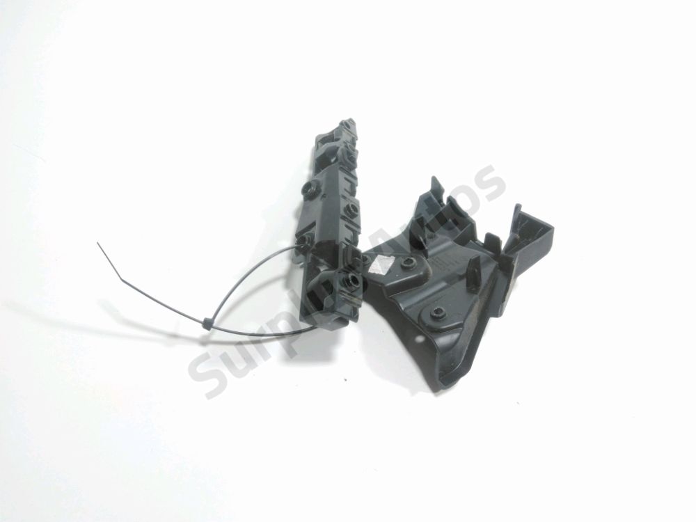 Support droit de pare-choc arrière