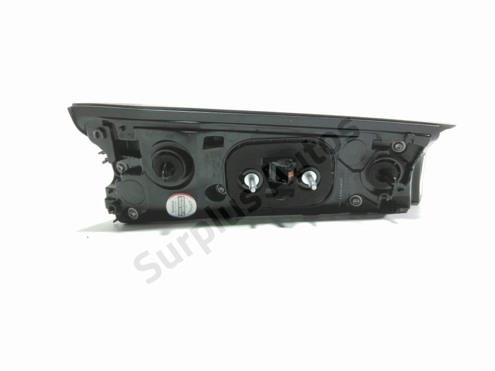 Feu arrière intérieur droit