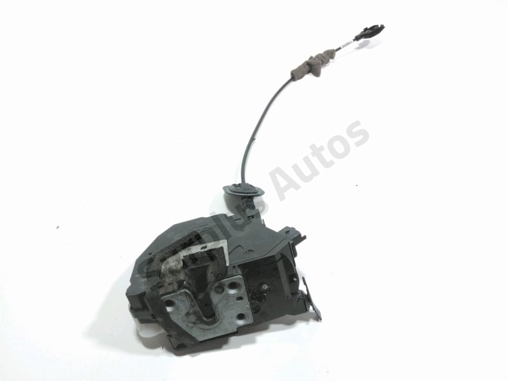 Serrure de porte avant gauche