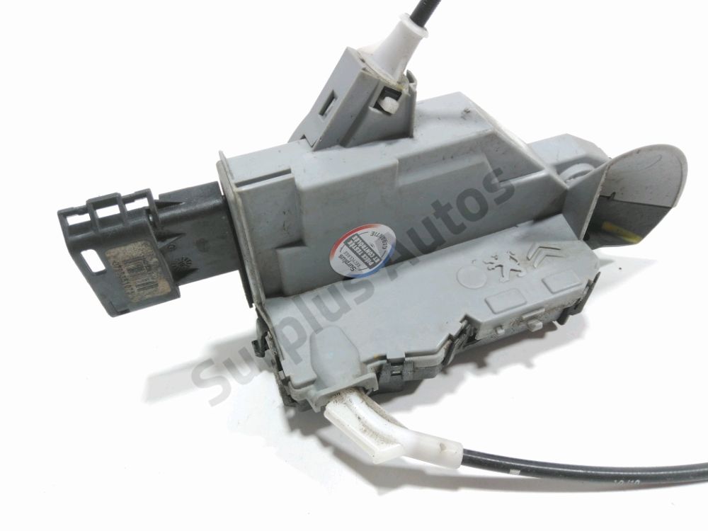 Serrure de porte avant gauche