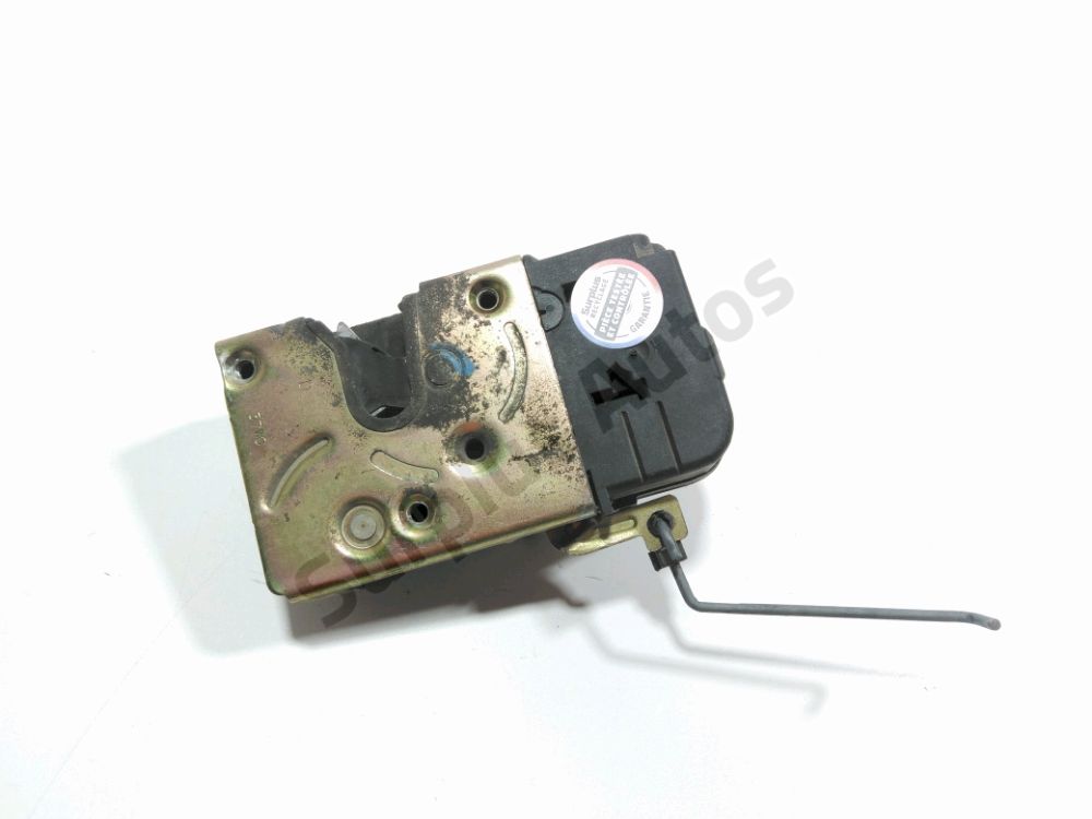 Serrure de porte avant droite