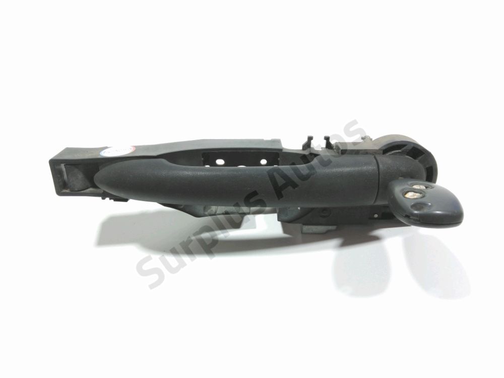 Poignée extérieure avant gauche