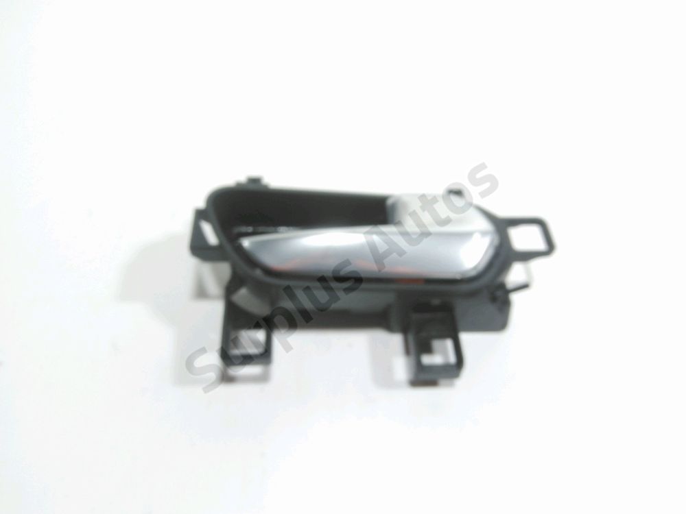 Poignée intérieure porte avant droite