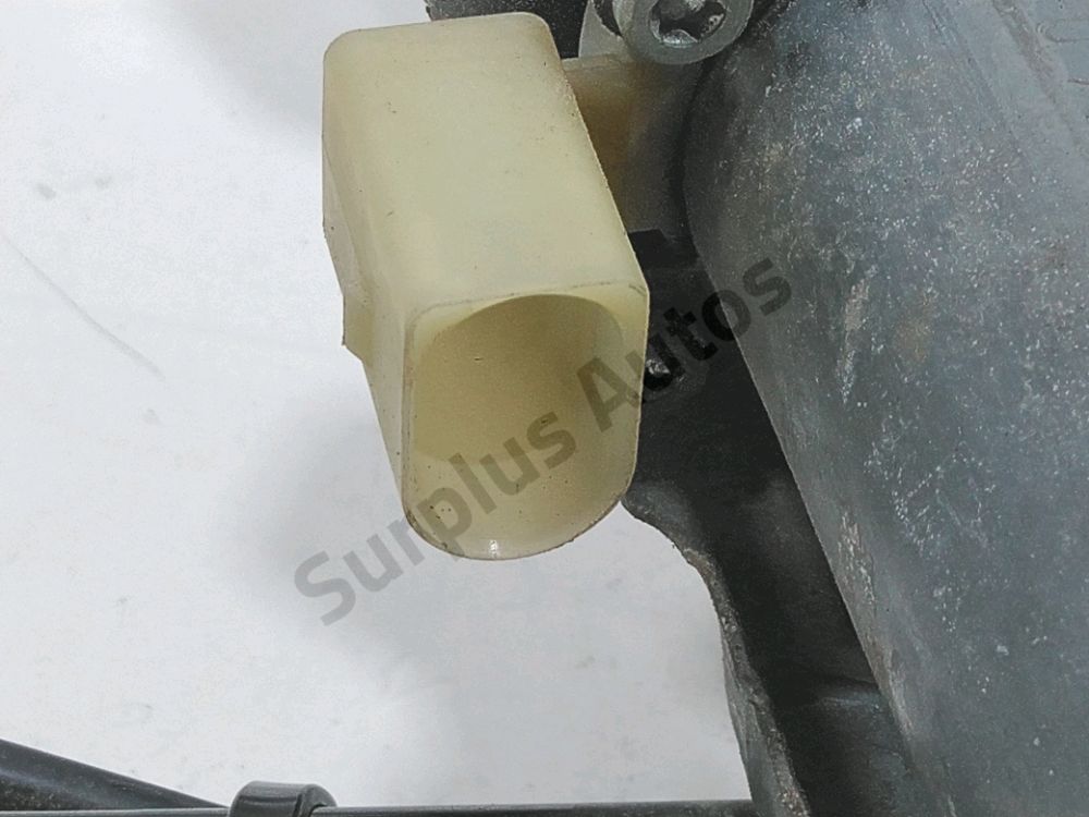 Lève-vitre électrique avant gauche