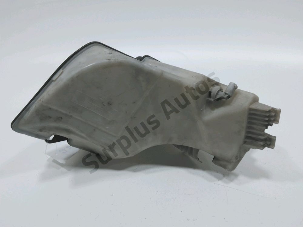 Réservoir de lave glace avant