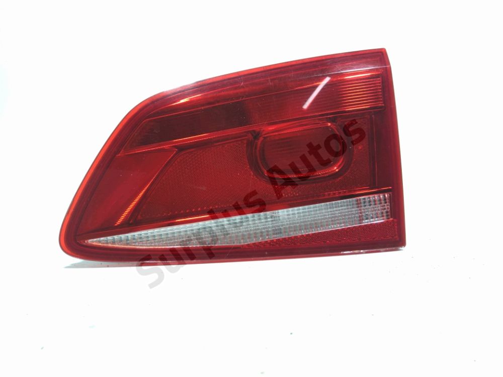 Feu arrière intérieur droit