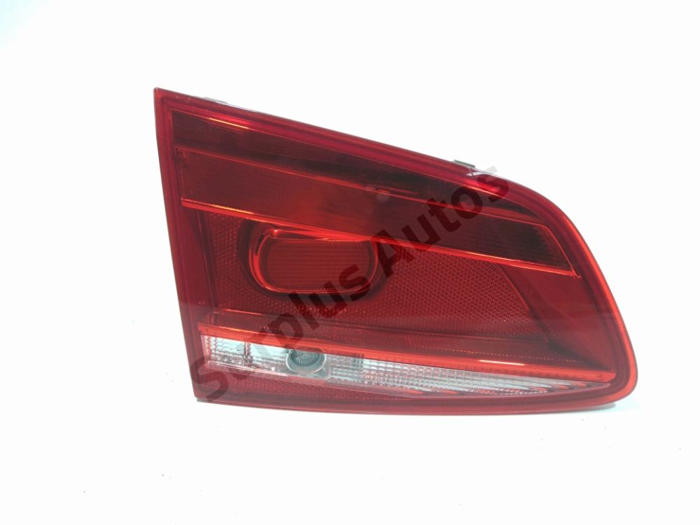 Feu arriere interieur gauche