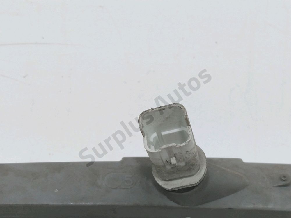 Feu diurne avant gauche