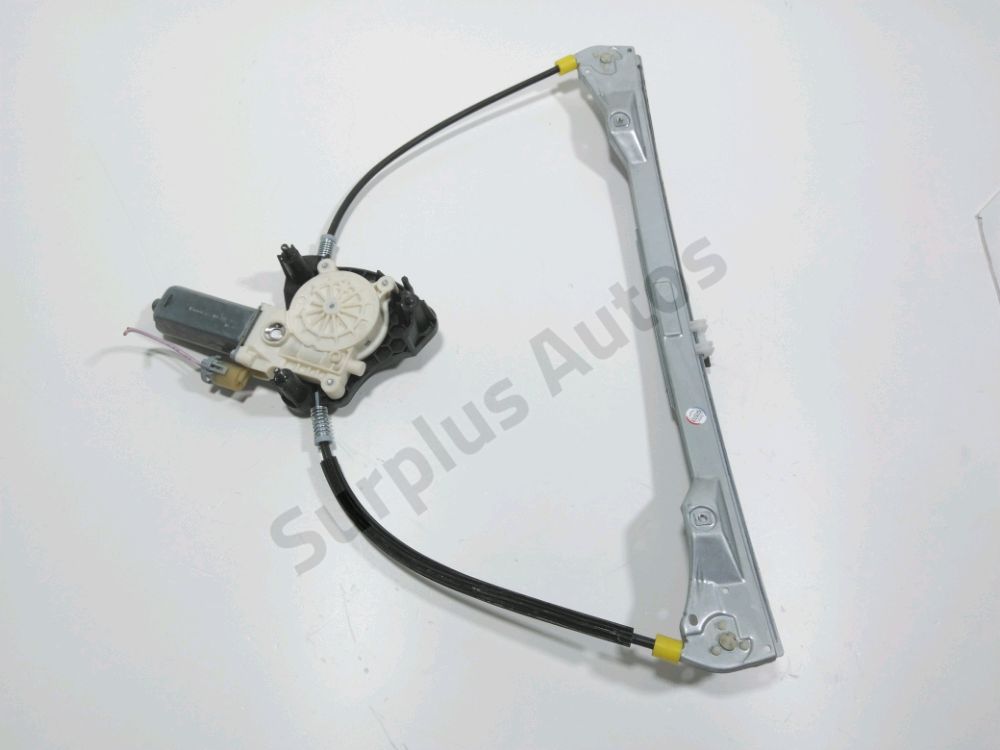 Lève-vitre électrique avant droit