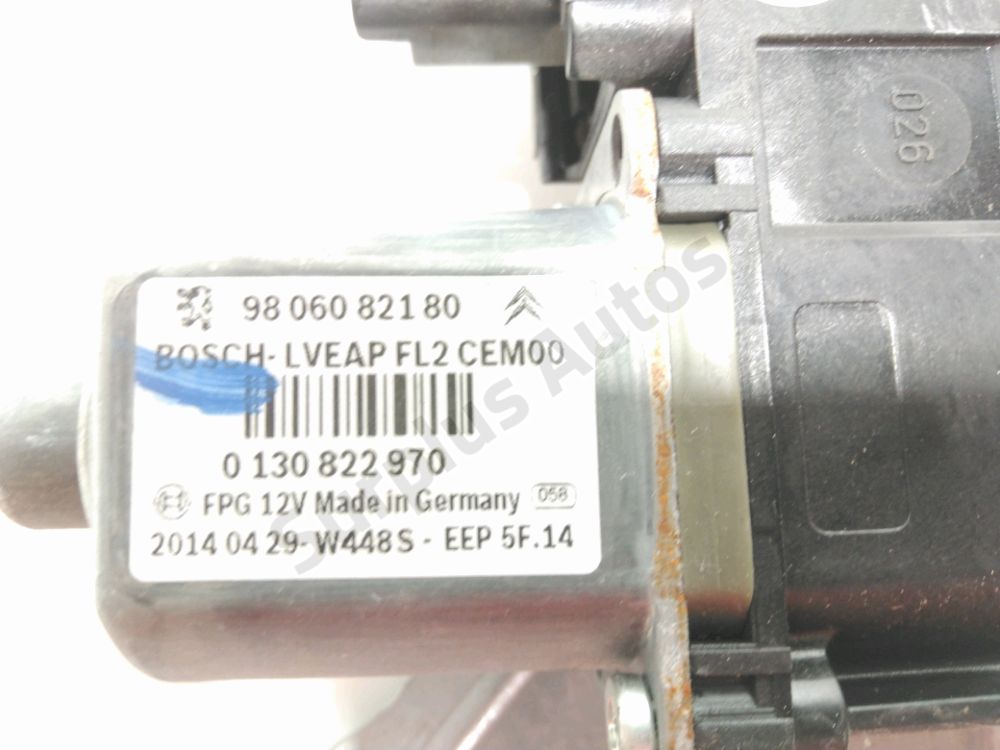 Lève-vitre électrique arrière droit