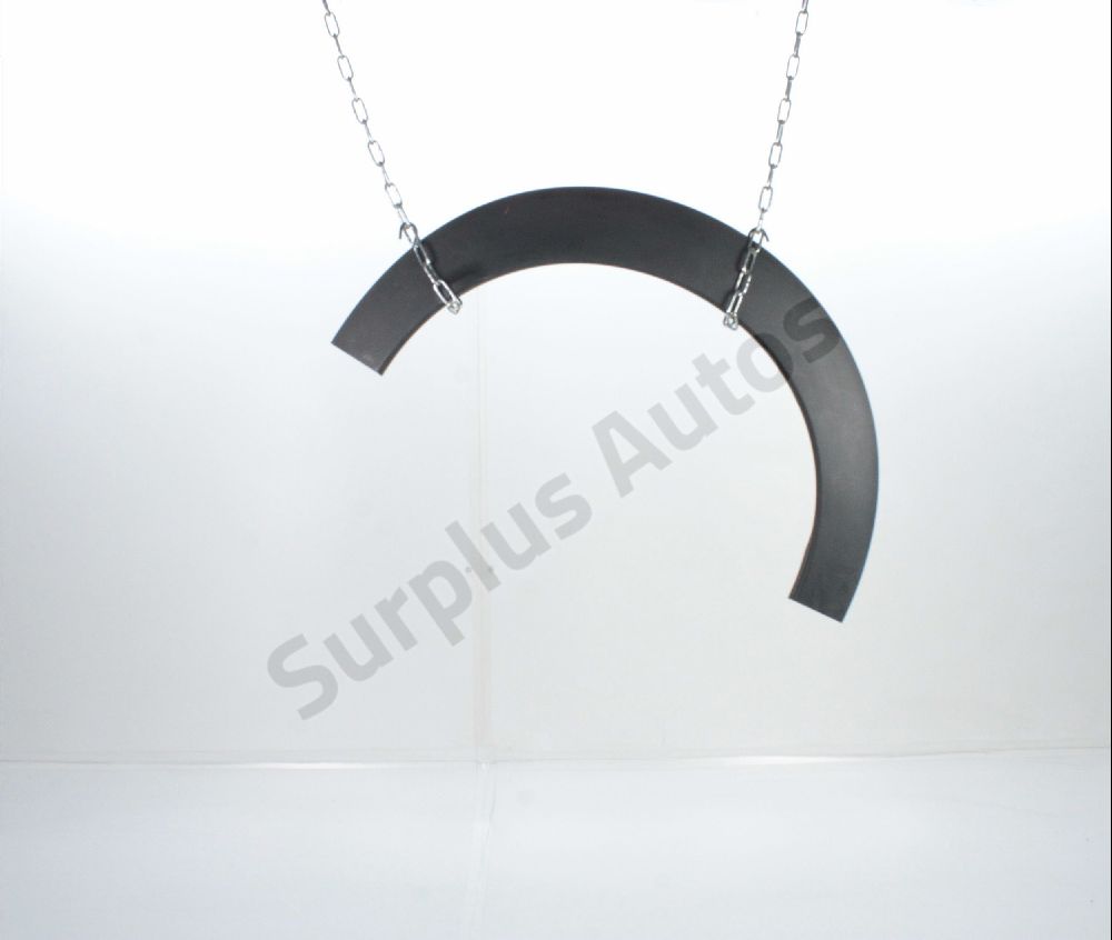 Elargisseur d'aile arrière droit