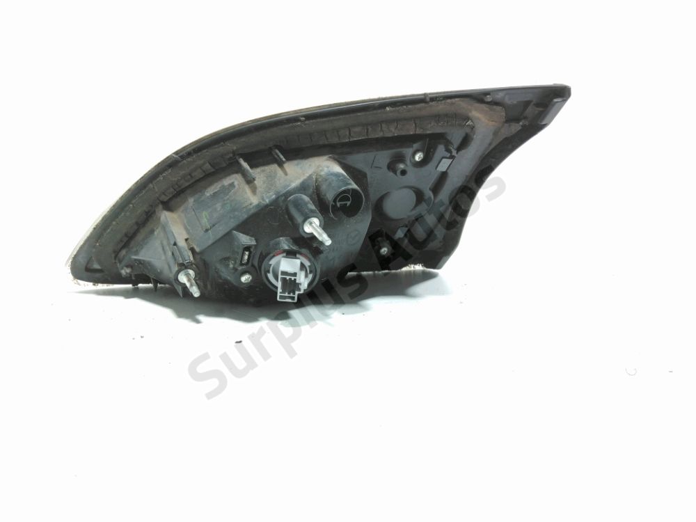 Feu arrière intérieur gauche