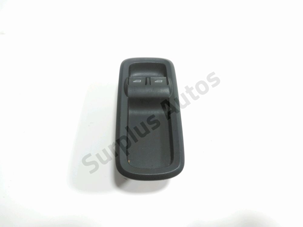 Commande lève-vitre avant gauche