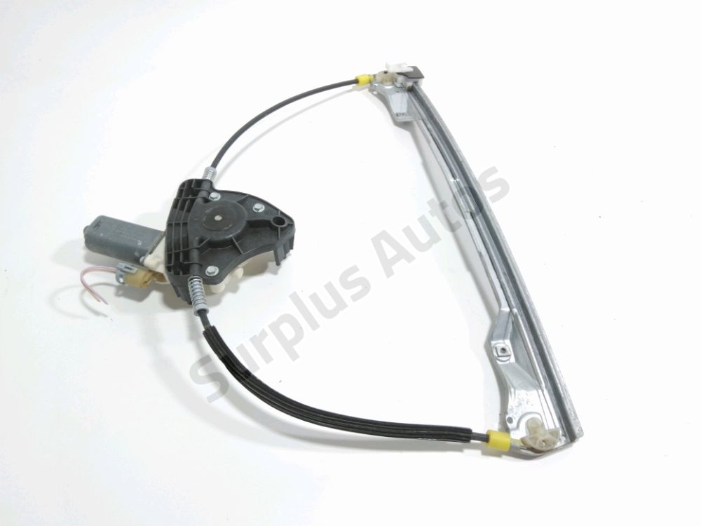 Lève-vitre électrique avant gauche