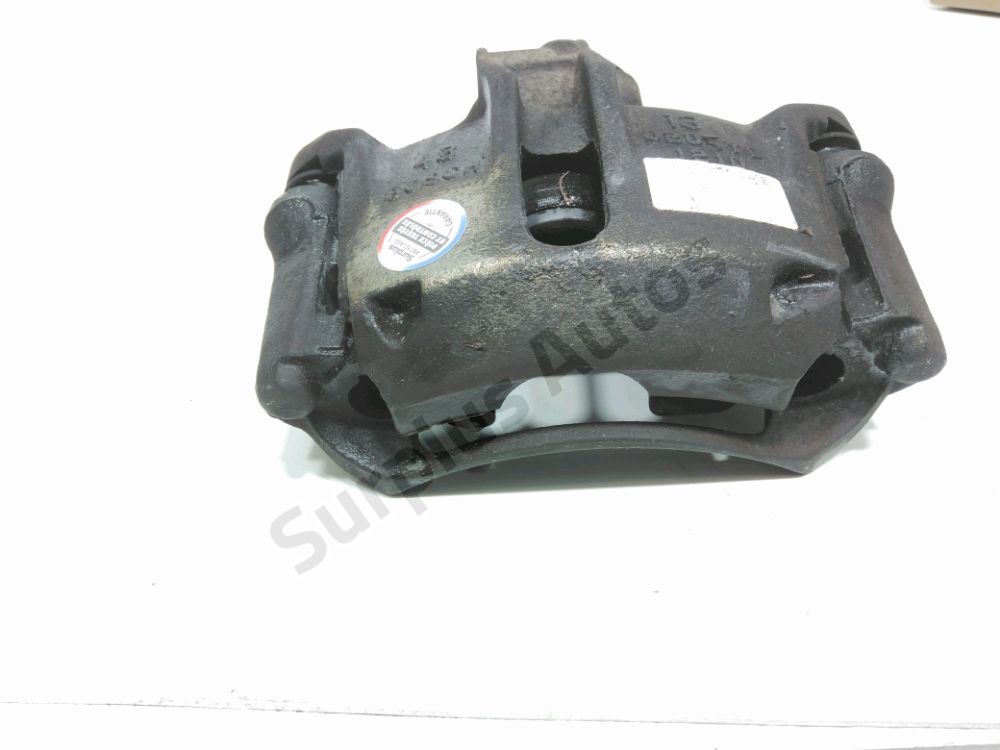 Etrier de frein avant gauche