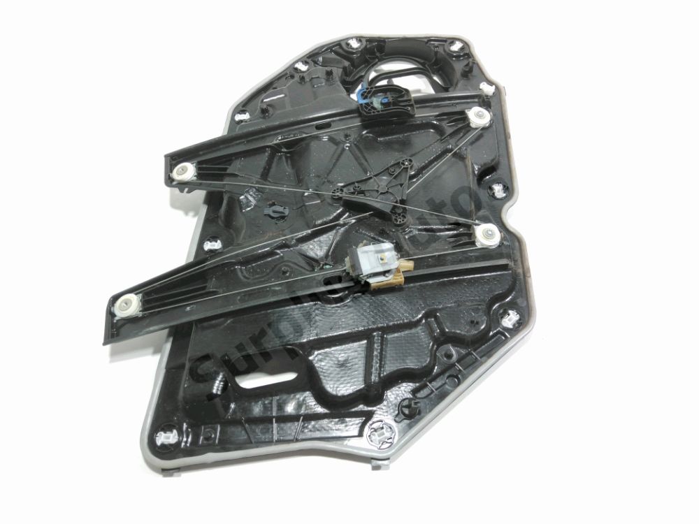 Lève-vitre électrique avant droit