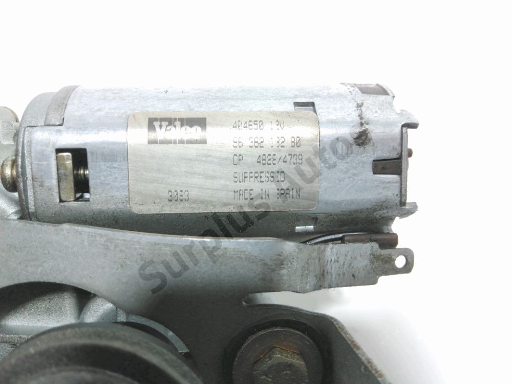 Moteur d'essuie glace arrière