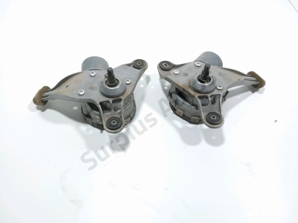 Mécanisme + moteur d'essuie glace avant