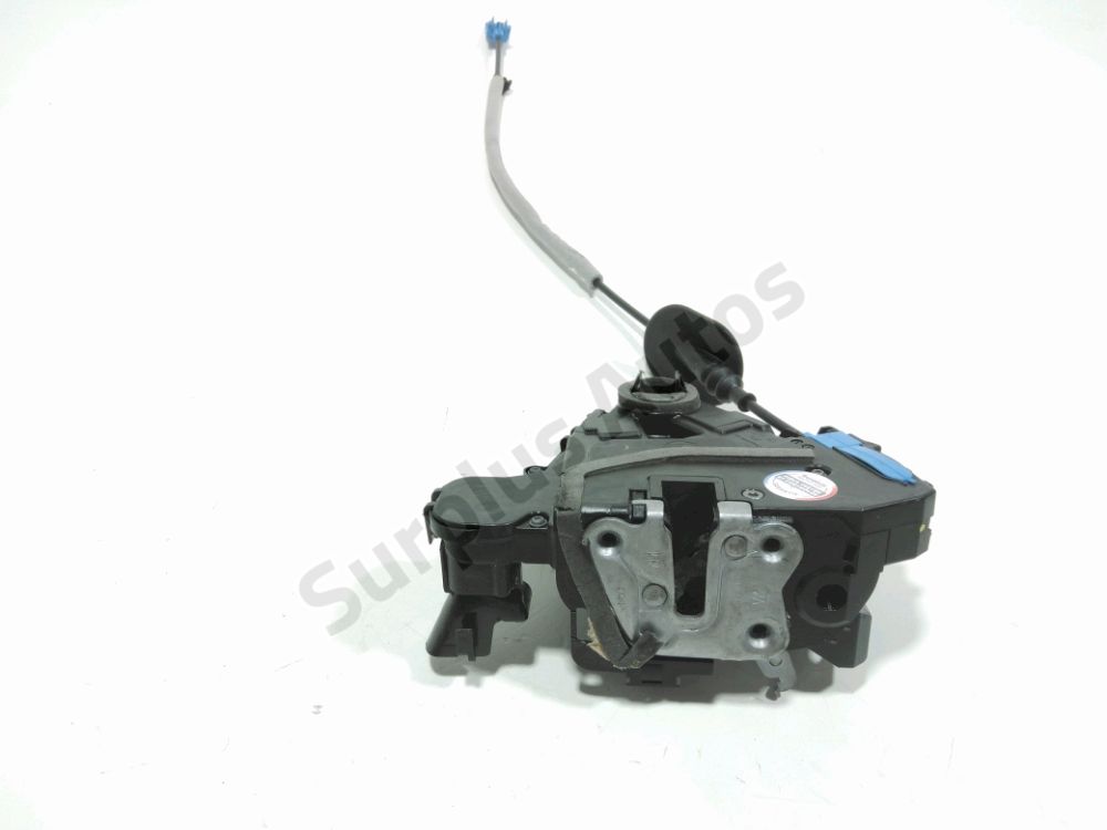 Serrure de porte avant gauche